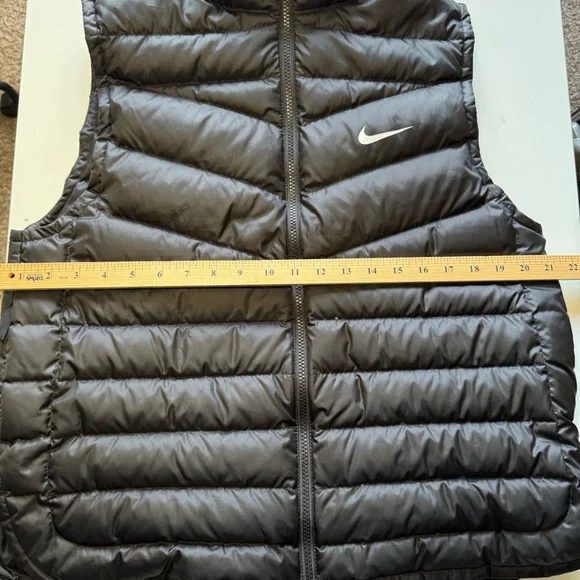 Nike Down Fill Sport Casual Golf Vest-Black Women’s size Large - Picture 10 of 12